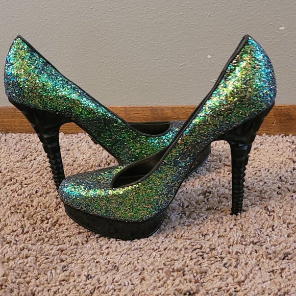 😍 🤤 green sequence glitter pump geometric heels - Picture 2 of 13